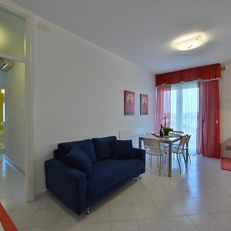 Residence Mariavittoria Lido di Jesolo Exterior foto